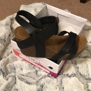 Black clog heel sandal